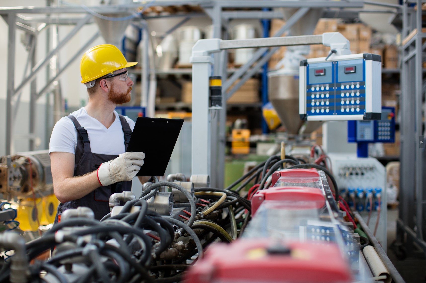 Reduce Downtime with Predictive Scheduling in Facility Management